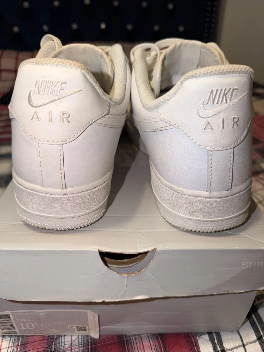 Nike White Low-Top Men's Sneakers
